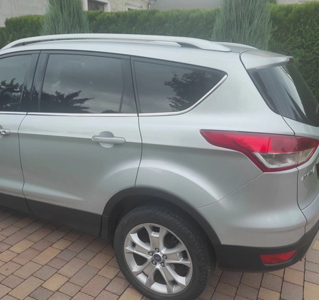 Ford Kuga cena 49000 przebieg: 159000, rok produkcji 2013 z Tarnów małe 22